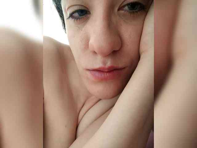 LuxeAngel webcam