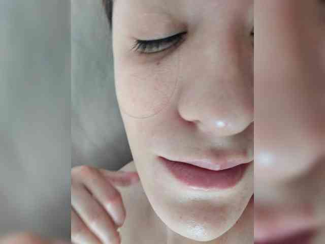 LuxeAngel webcam