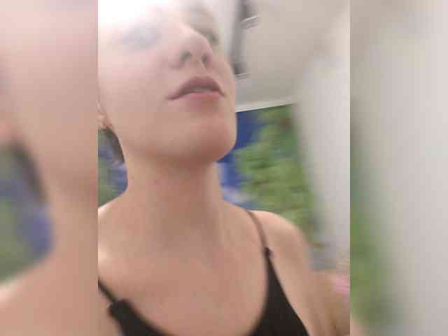 AngelDolores webcam