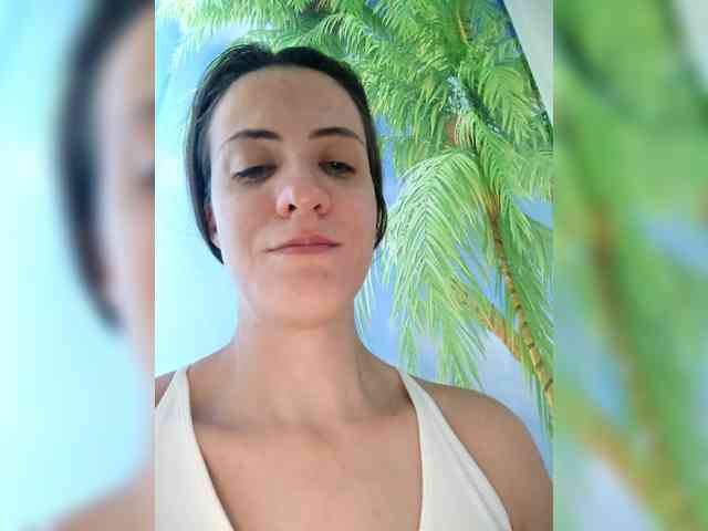 AngelDolores webcam