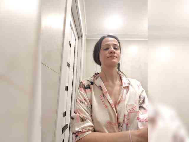 LuxeAngel webcam