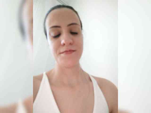 LuxeAngel webcam