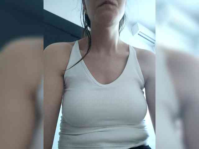 LuxeAngel webcam