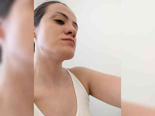Bogina2 Live Webcam on BongaCams