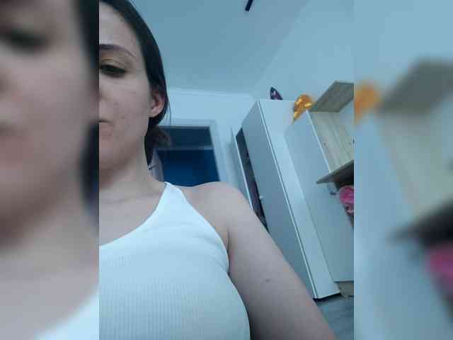 LuxeAngel webcam