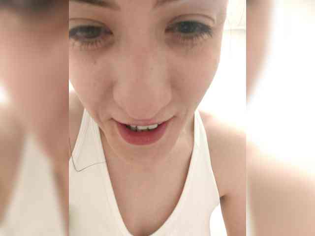 LuxeAngel webcam