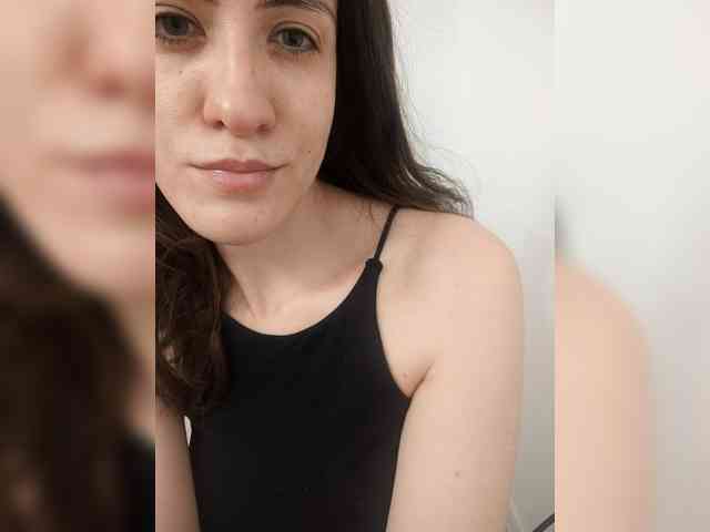 LuxeAngel webcam