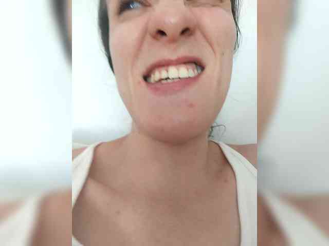 AngelDolores webcam