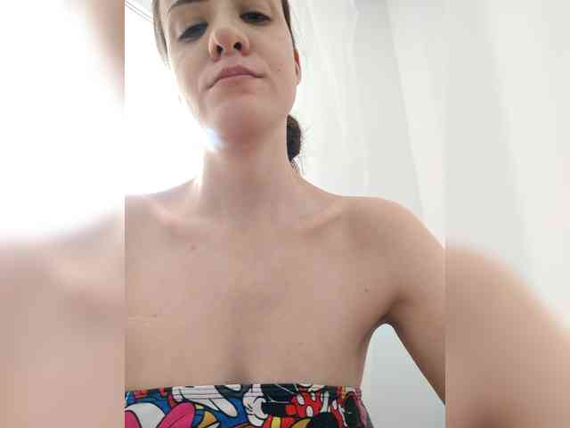 LuxeAngel webcam