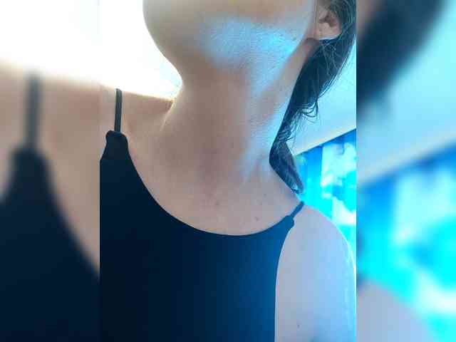 AngelDolores webcam