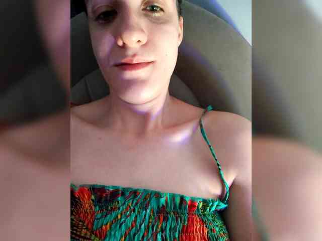 AngelDolores webcam