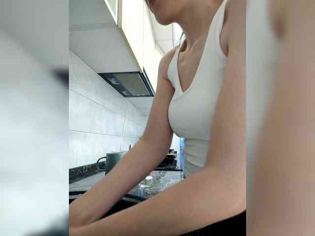 LuxeAngel webcam