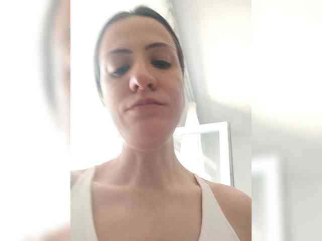 LuxeAngel webcam
