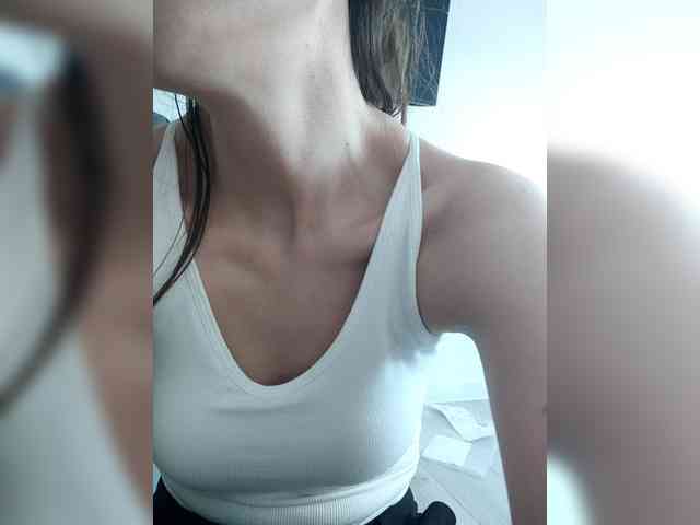 LuxeAngel webcam