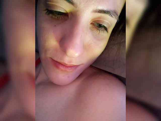 AngelDolores webcam