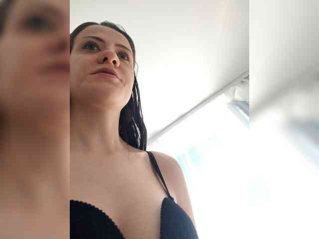 LuxeAngel webcam