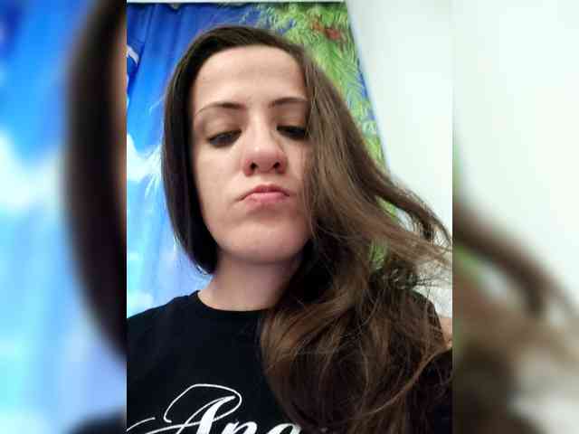 AngelDolores webcam