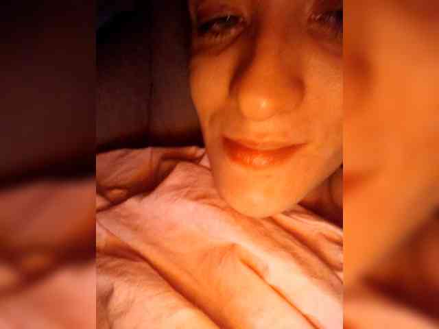 PrettyRebel webcam