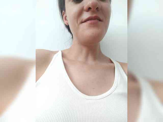 AngelDolores webcam