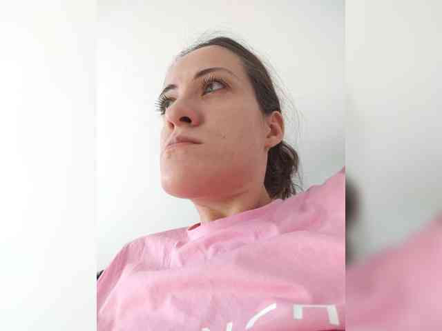 AngelDolores webcam
