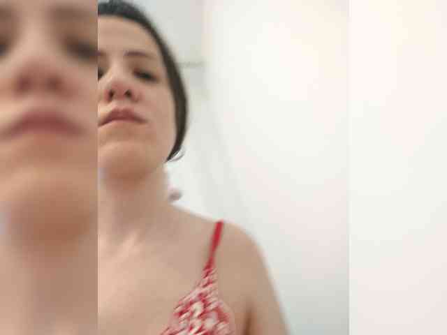 LuxeAngel webcam