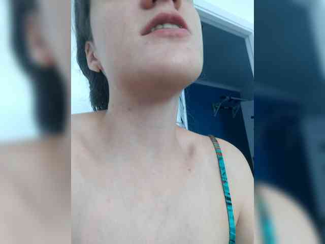 AngelDolores webcam