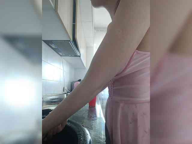 LuxeAngel webcam