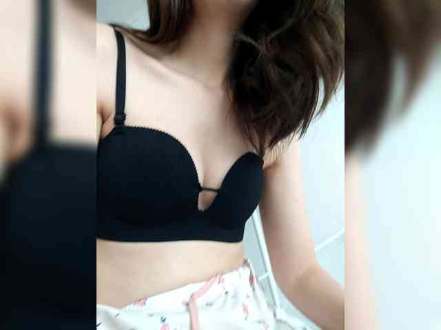LuxeAngel webcam