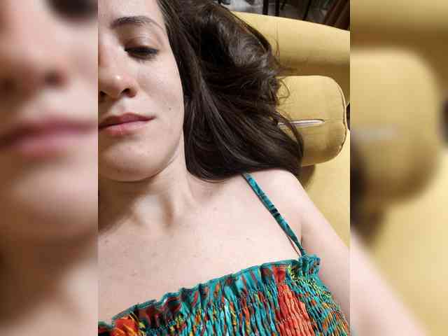 AngelDolores webcam