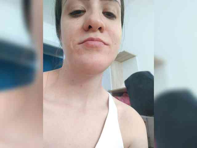 LuxeAngel webcam