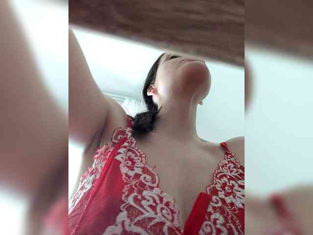 LuxeAngel webcam