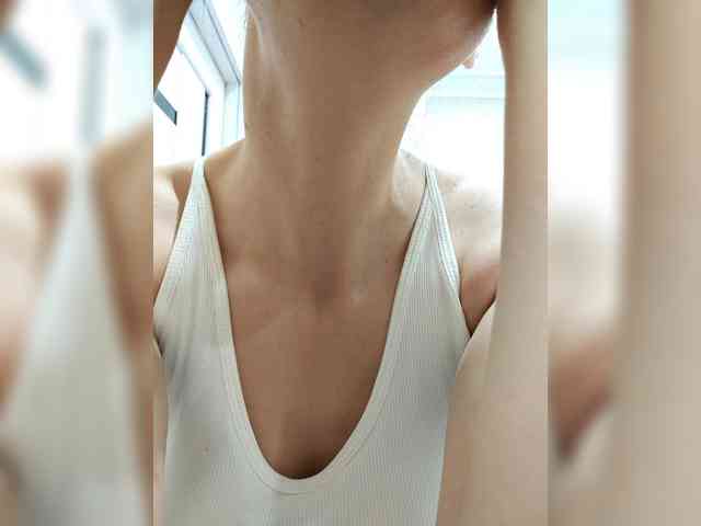 LuxeAngel webcam