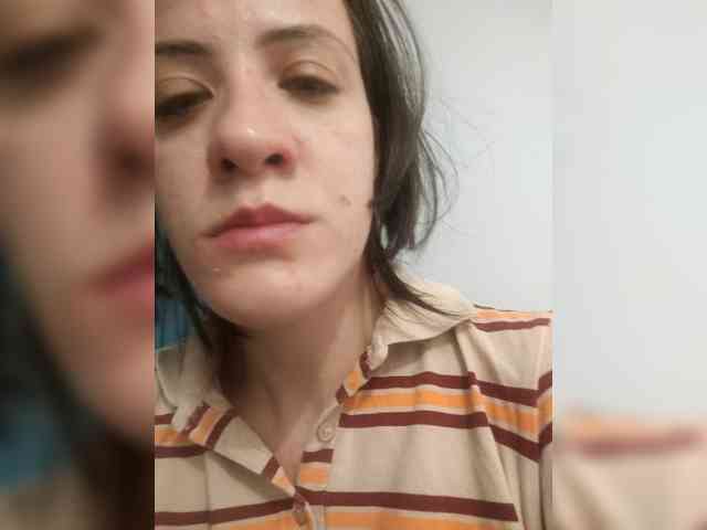 AngelDolores webcam