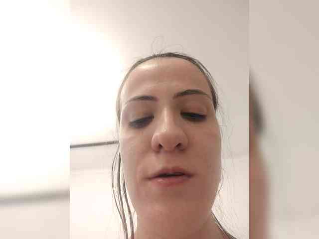LuxeAngel webcam