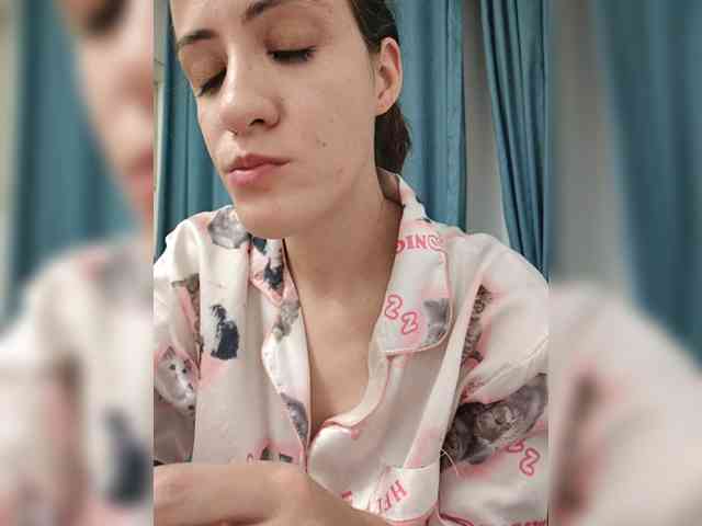 Model: AngelDolores