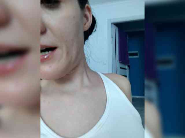 AngelDolores webcam