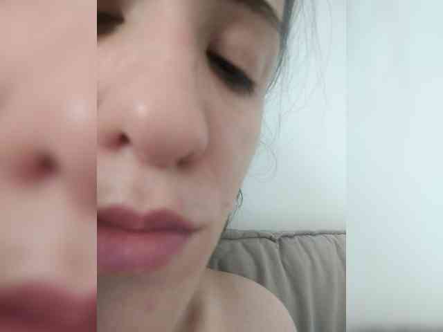 LuxeAngel webcam