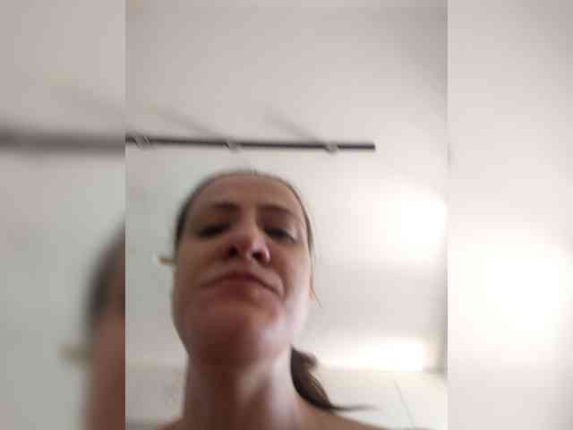 LuxeAngel webcam