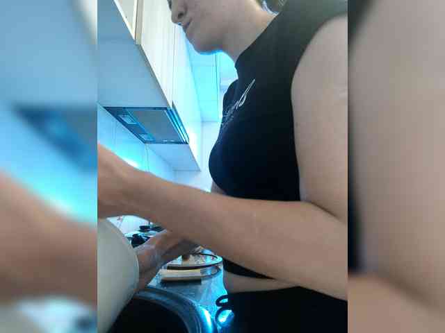 AngelDolores webcam