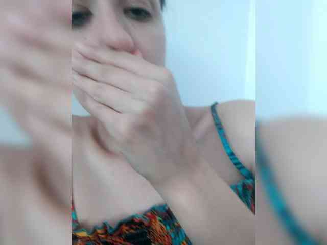 AngelDolores webcam