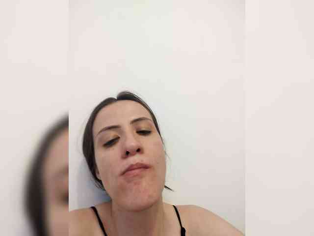 LuxeAngel webcam