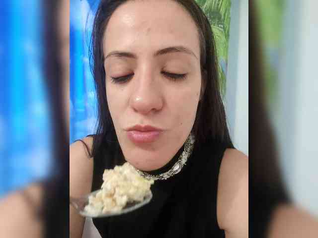 AngelDolores webcam