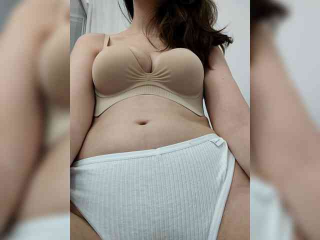 LuxeAngel webcam