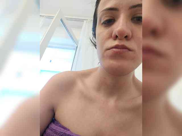 LuxeAngel webcam