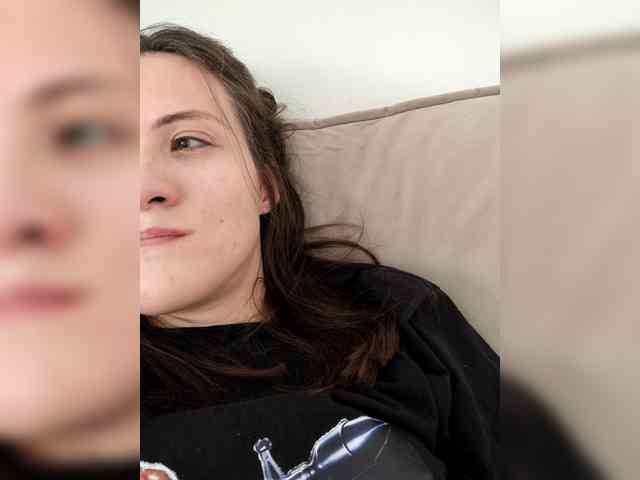 AngelDolores webcam