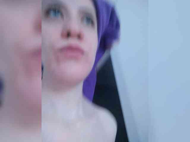 LuxeAngel webcam