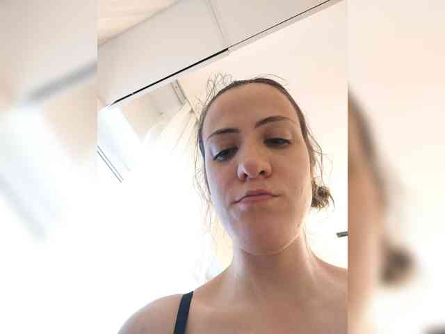 LuxeAngel webcam