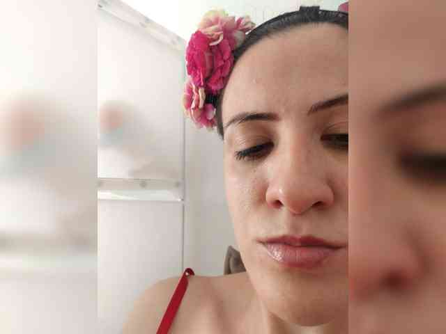 LuxeAngel webcam