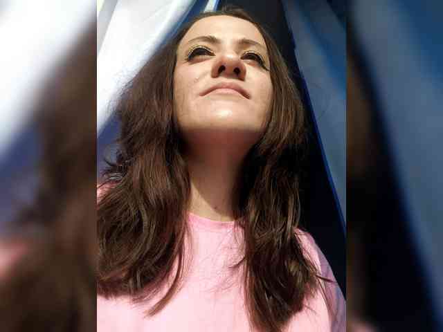 AngelDolores webcam