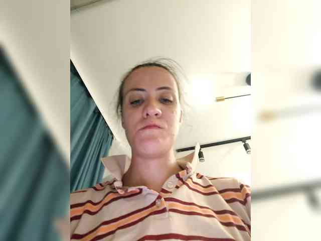 AngelDolores webcam